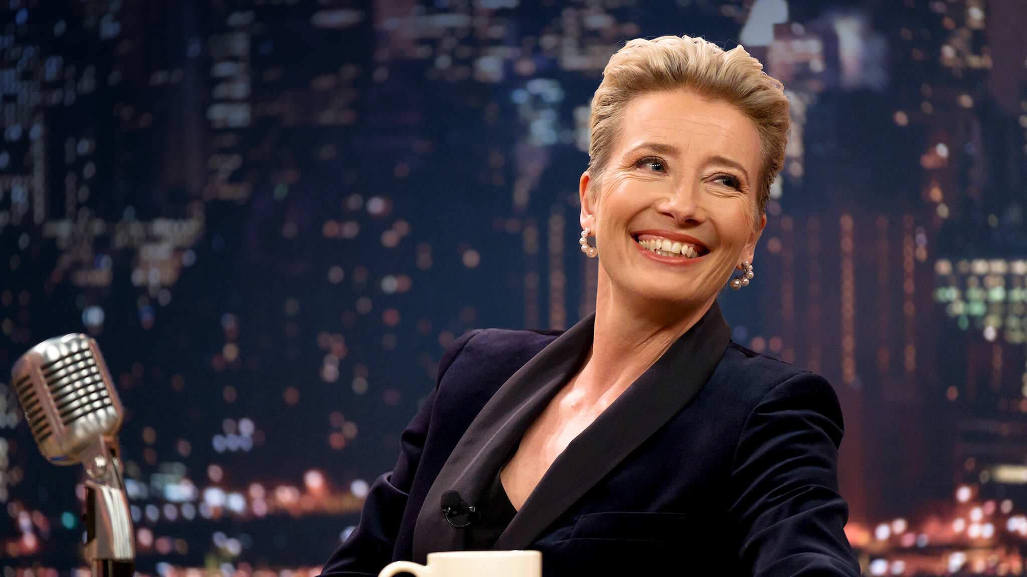 Watch Late Night | Netflix, image size:2048x1152