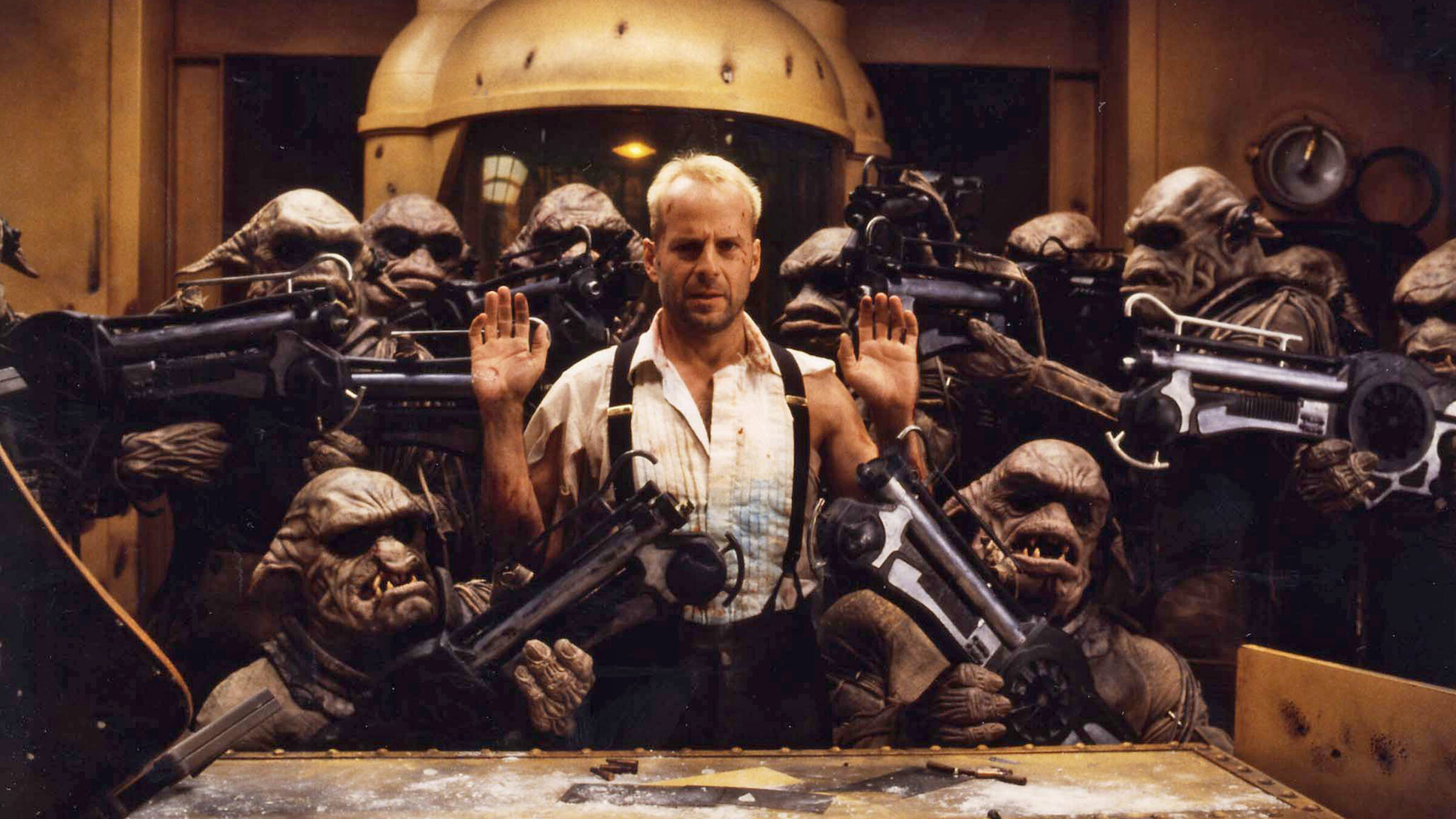 Watch The Fifth Element | Netflix, image size:2400x1350