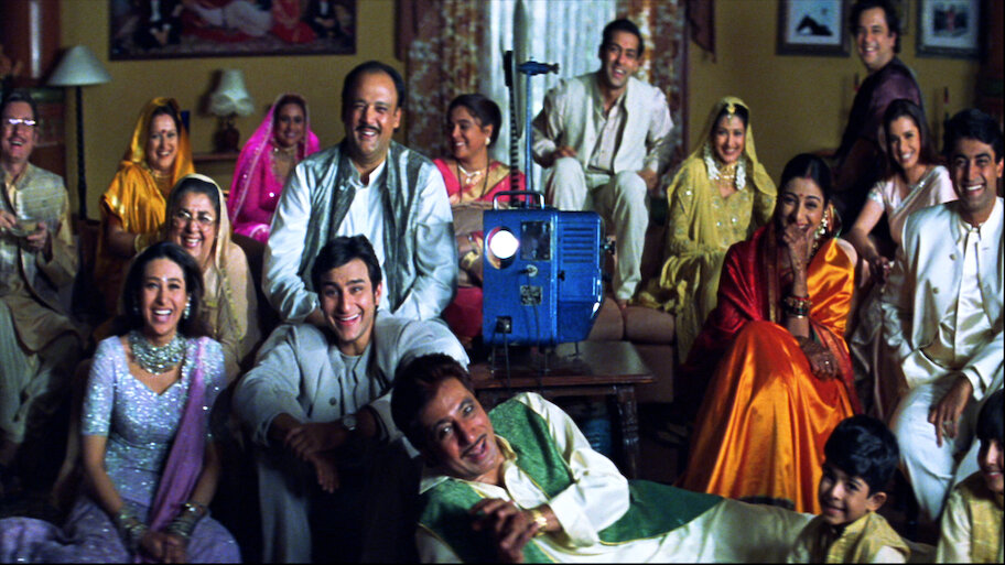 सलमान देवर, तब्बू भाभी, सैफ भाई और ...1999 की वो बॉलीवुड फिल्म जिसमें एक साथ दिखाई दिए 26 स्टार्स 2 Film Hum Saath-Saath Hain