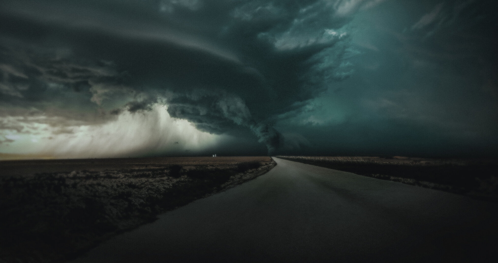Watch The Twister: Caught in the Storm | Netflix Official Site