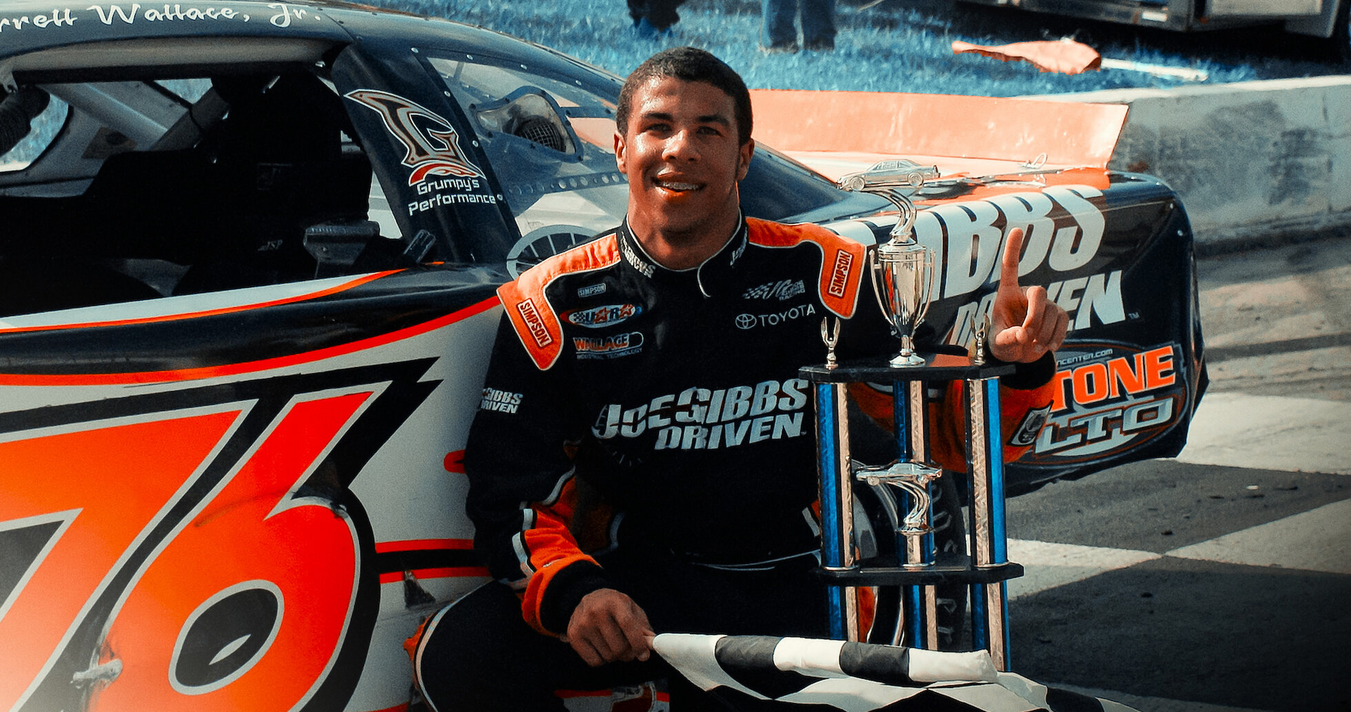 Watch Race: Bubba Wallace | Netflix Official Site