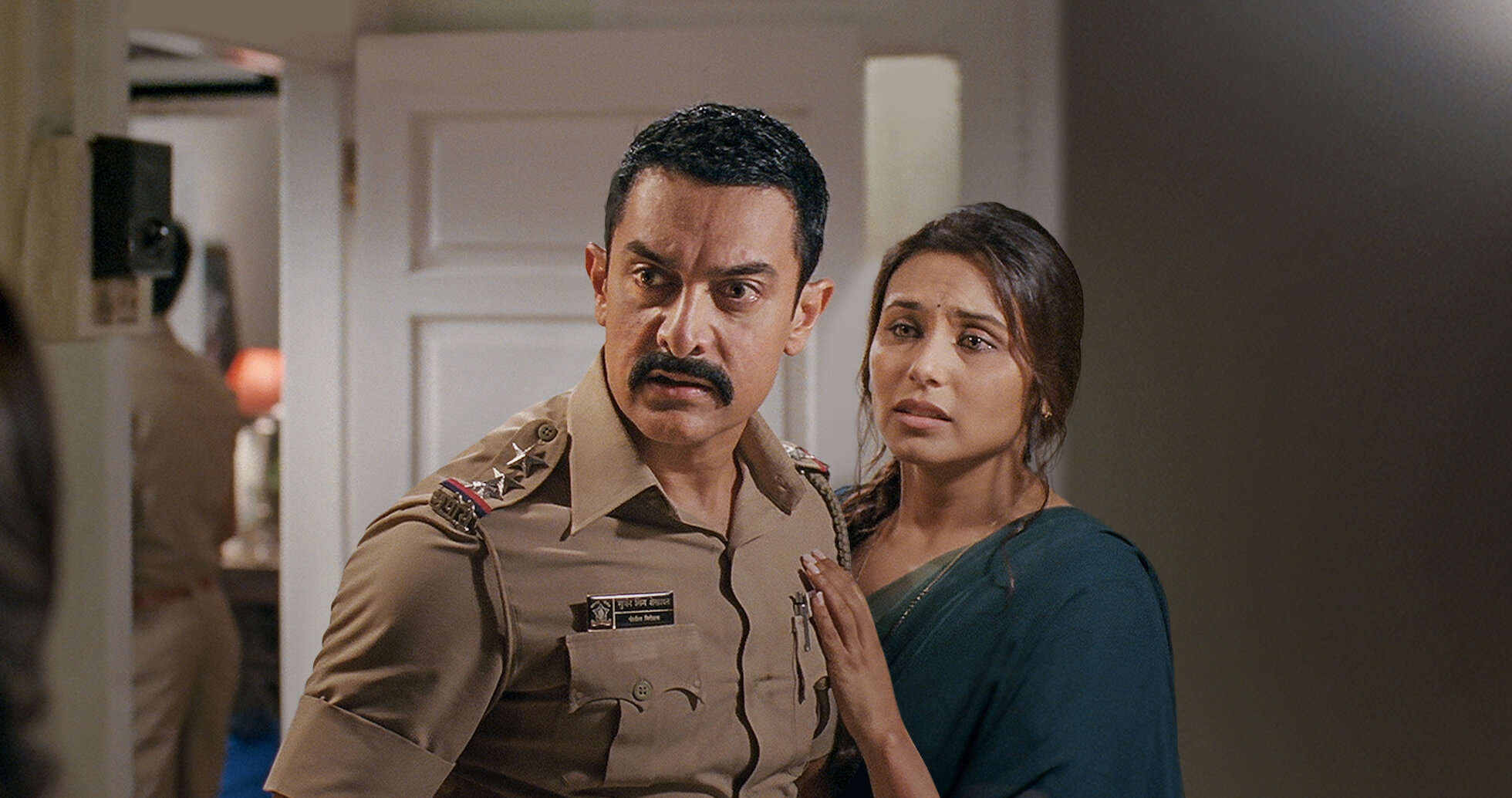 Talaash Movie 60 Photos - Moonagedaydream.film